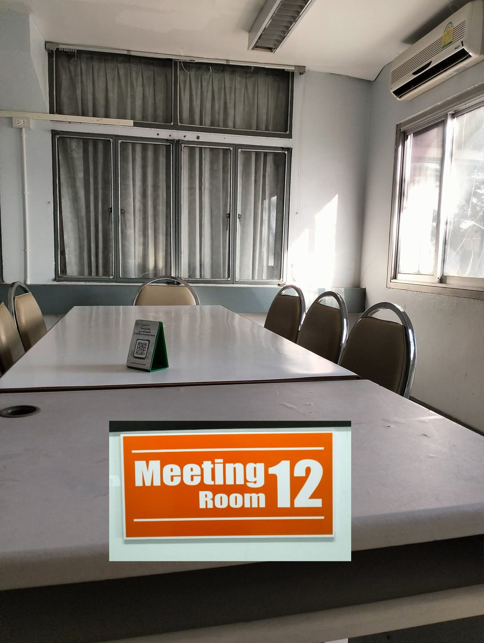 Meeting Room L12