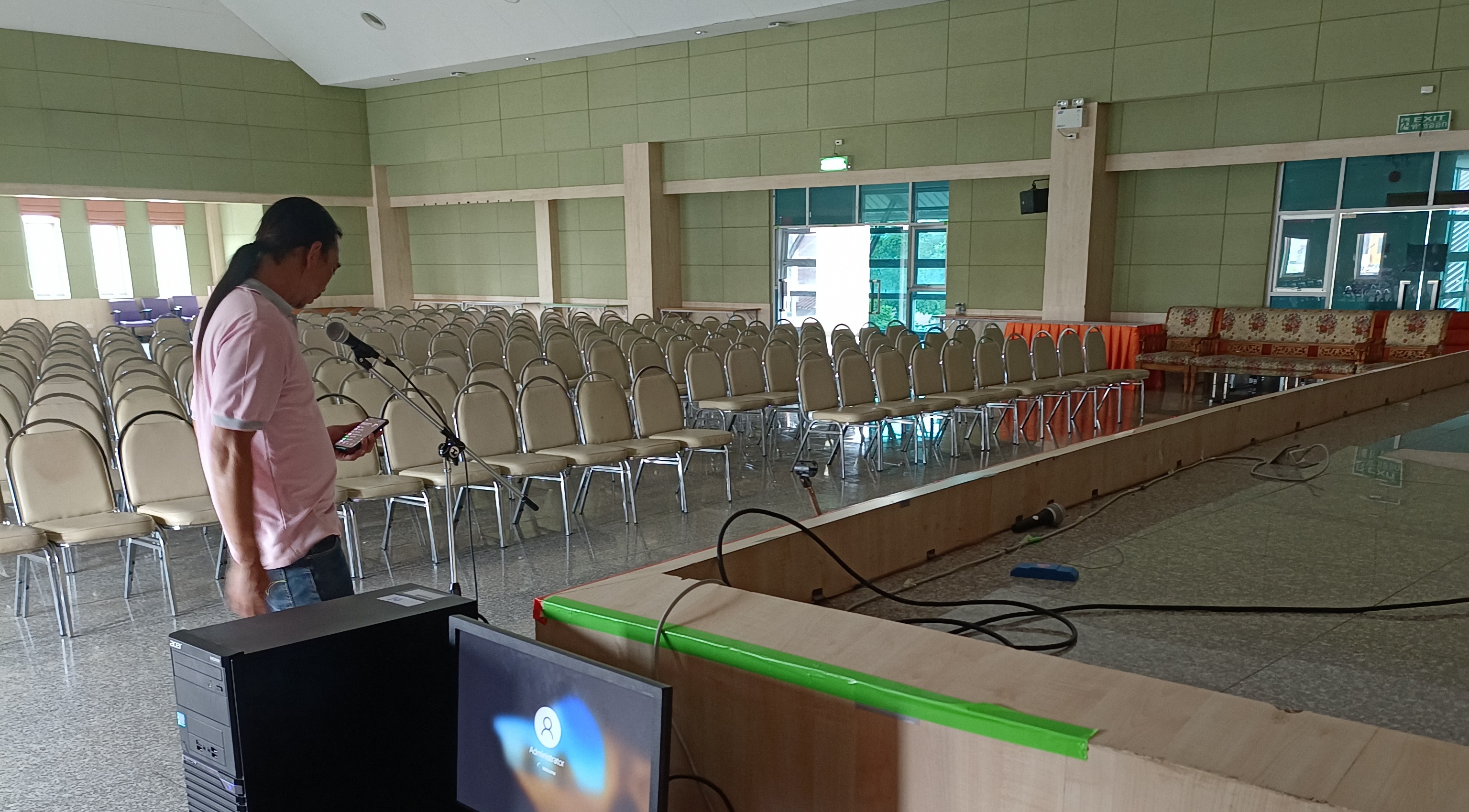 อาคาร 19 ห้องประชุมชั้น 2