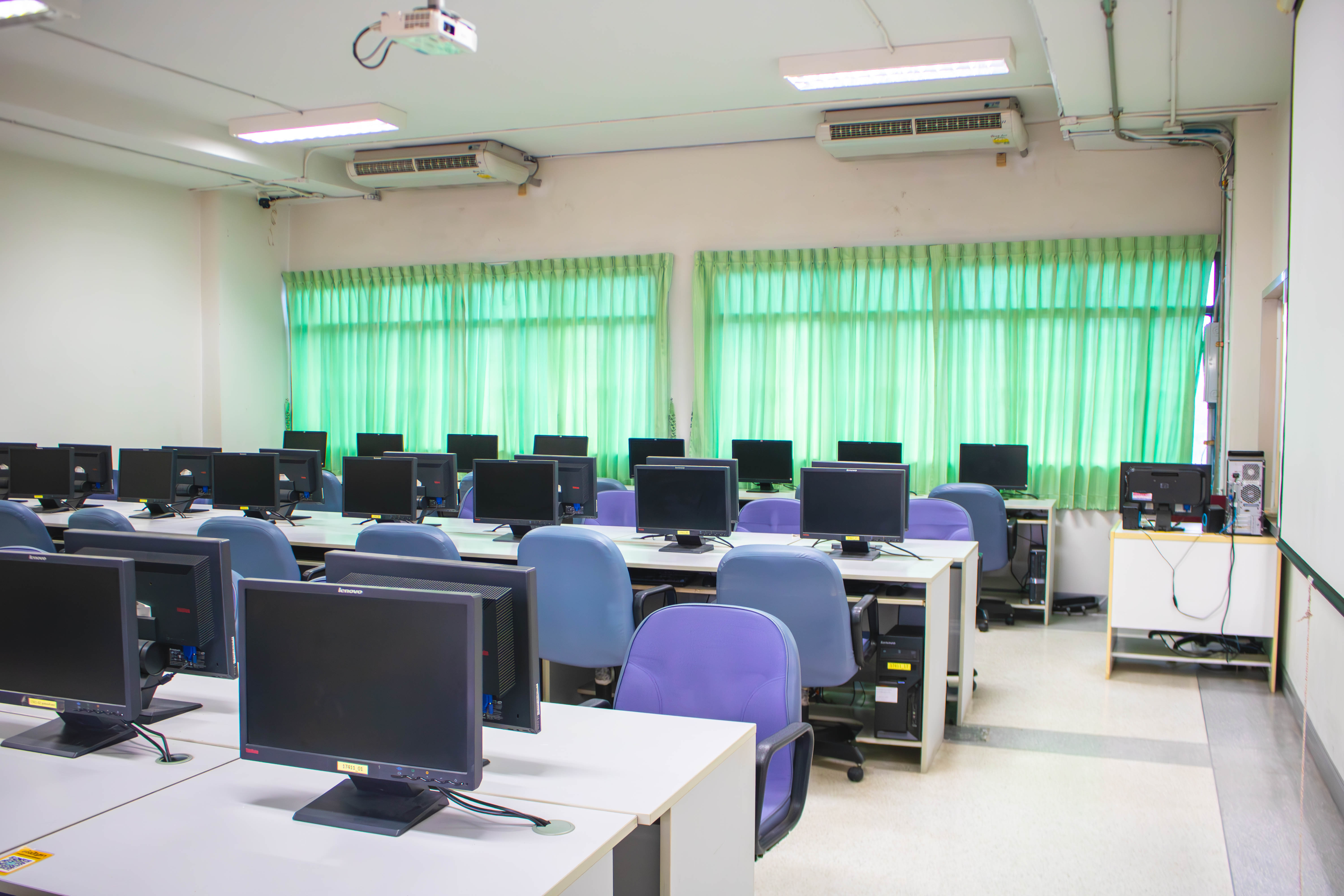 LAB Com17411