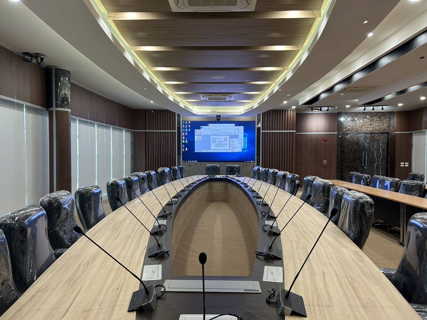 (สามพร้าว) อาคาร 100ปี ห้องประชุมชั้น 7  (ห้องประชุมสภาฯ)