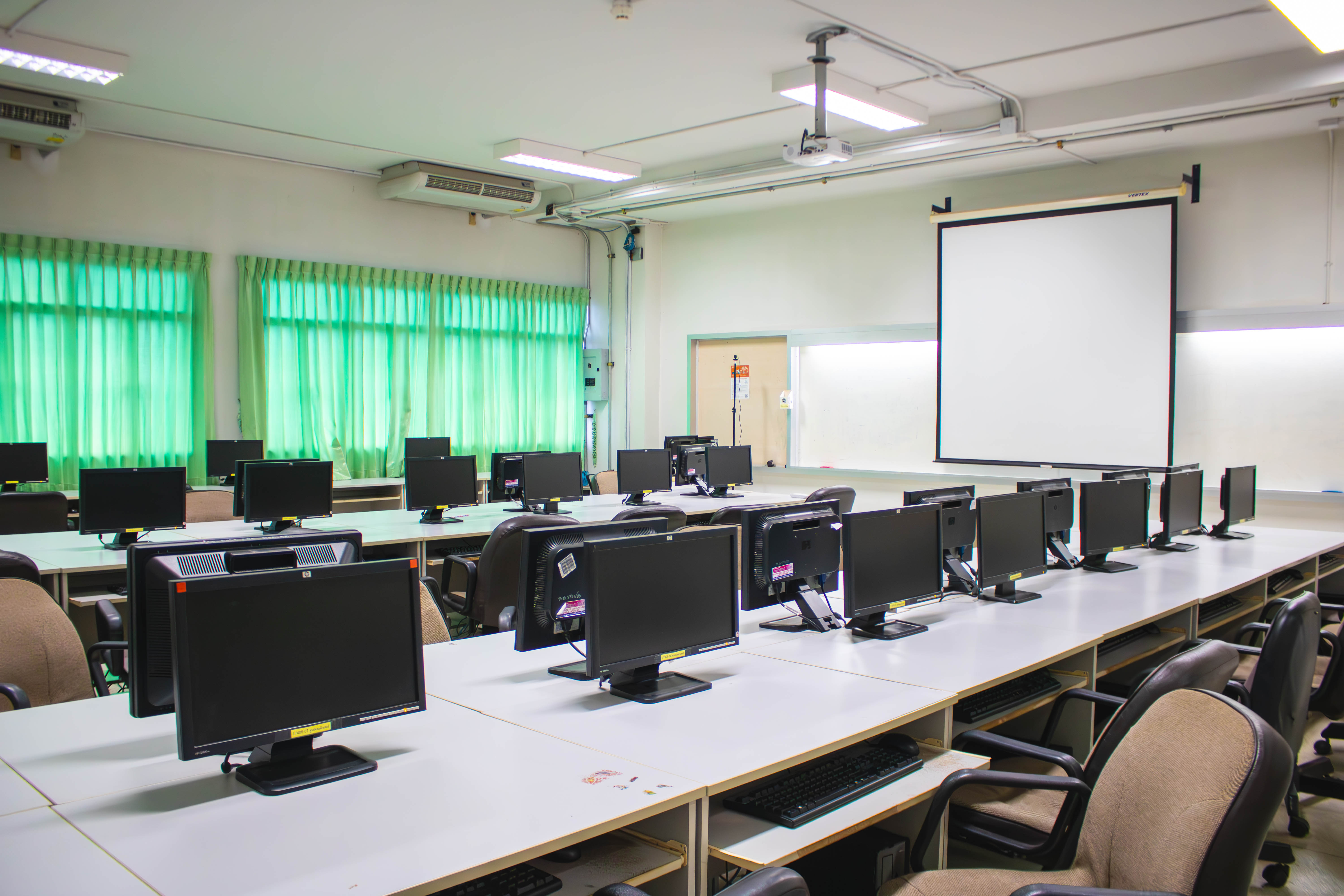 LAB Com 17409